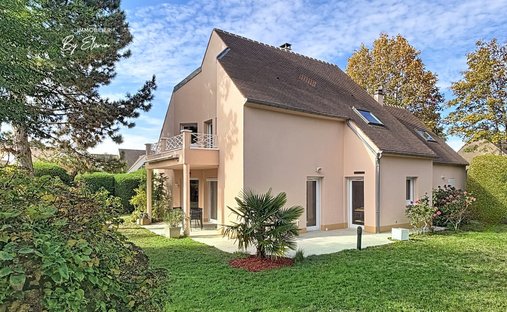 Villa in Guermantes, Île-de-France, Frankreich 1