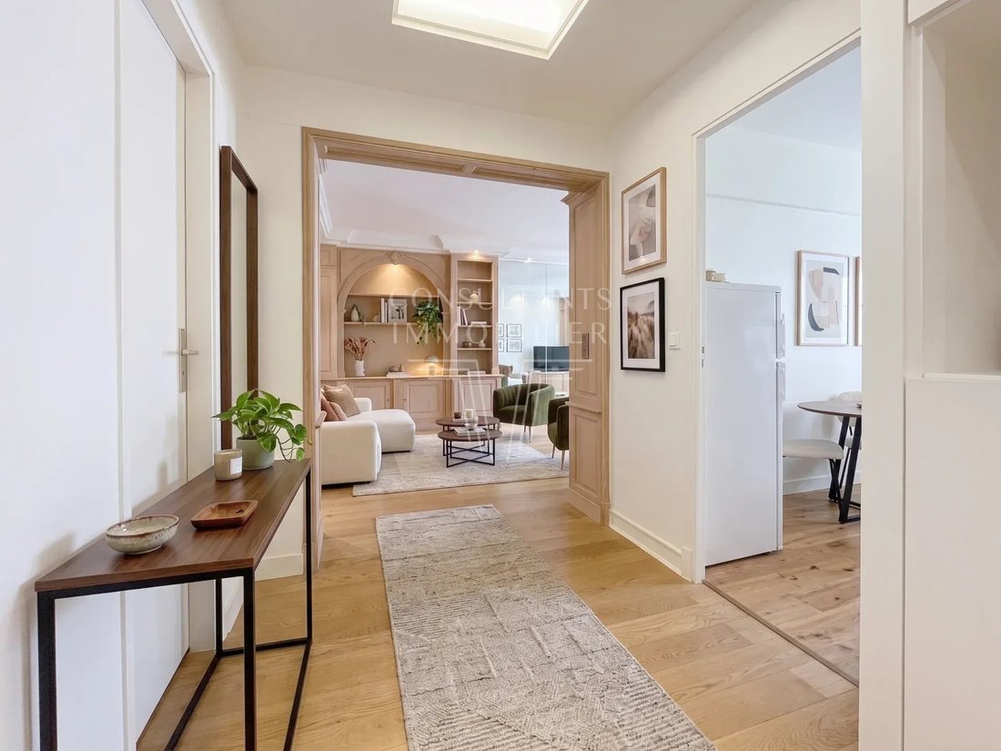 Apartment in Parc Monceau, Paris 8e Arrondissement, Paris 4 - 16197263