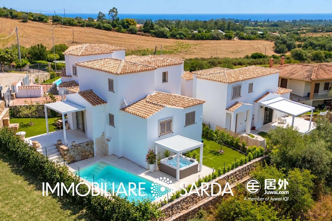 Villa en Budoni, Cerdeña, Italia 1 - 19161088