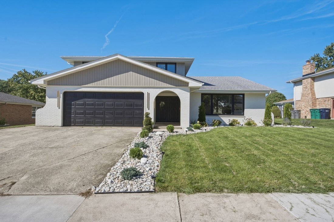 House in Orland Park, Illinois, United States 1 - 19163626