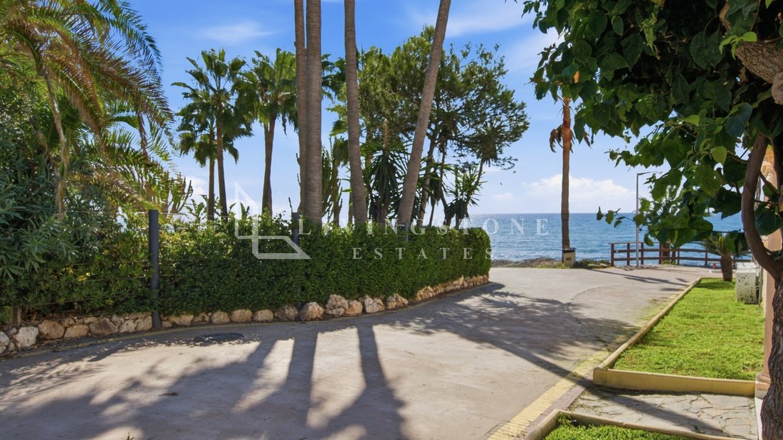 Townhouse in Estepona, Andalusia, Spain 1 - 19163073