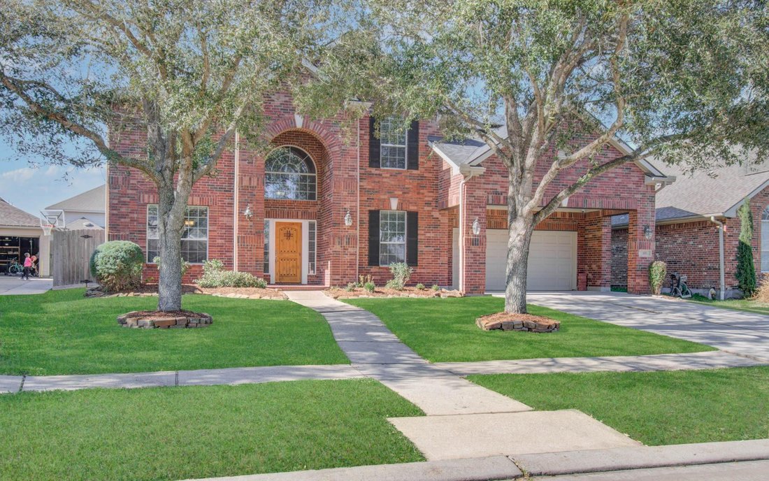 House in Friendswood, Texas, United States 4 - 19160755