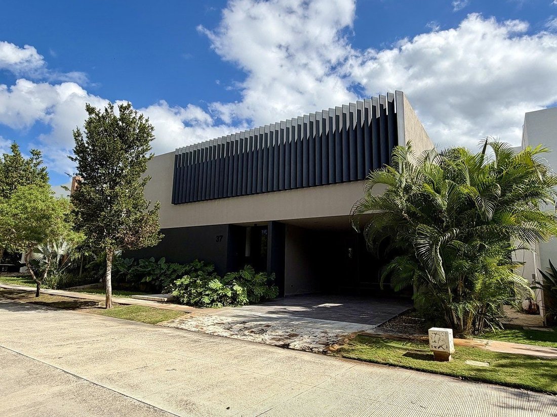 Maison à Yucatán Country Club, Yucatán, Mexique 1 - 19165465