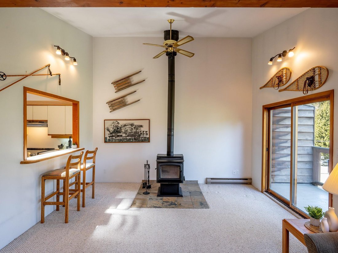 House in Whistler, British Columbia, Canada 5 - 19165697