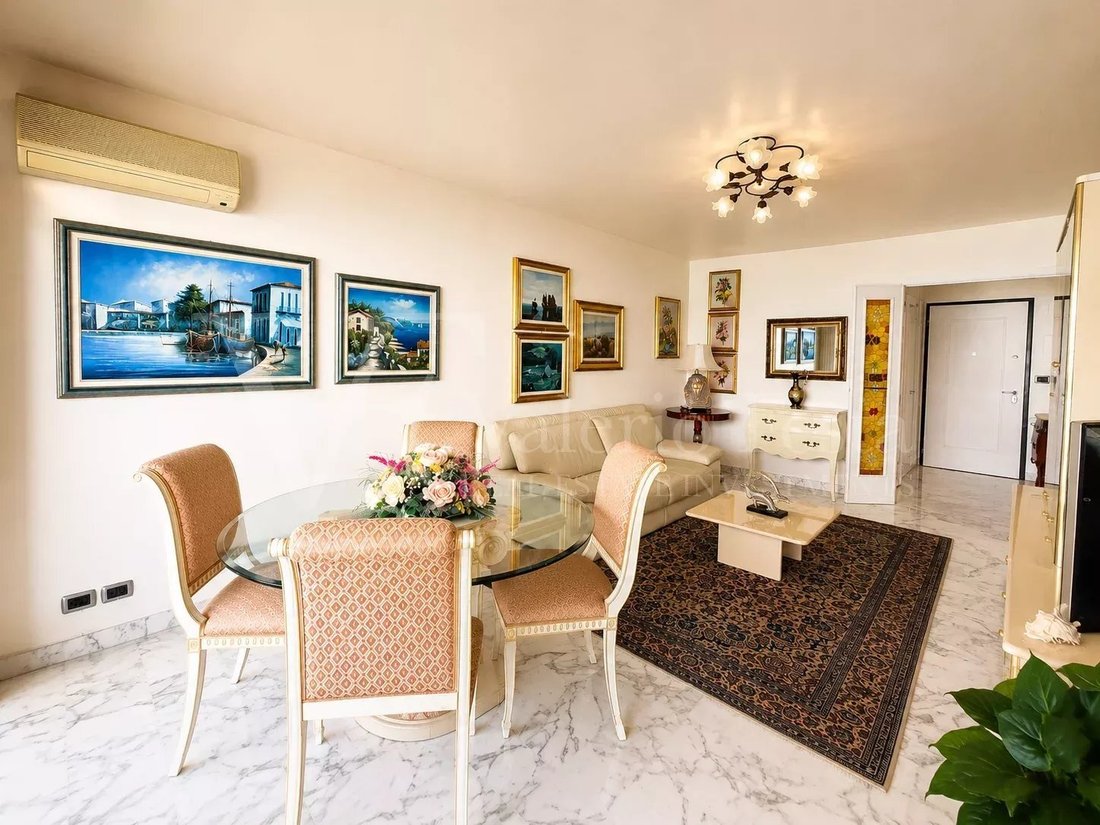 Apartment in Cap Martin, Roquebrune-Cap-Martin, France 5 - 19161096
