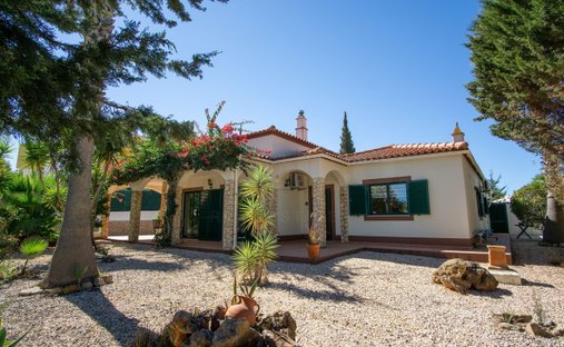 Villa in Sao Goncalo de Lagos, Algarve, Portugal 1