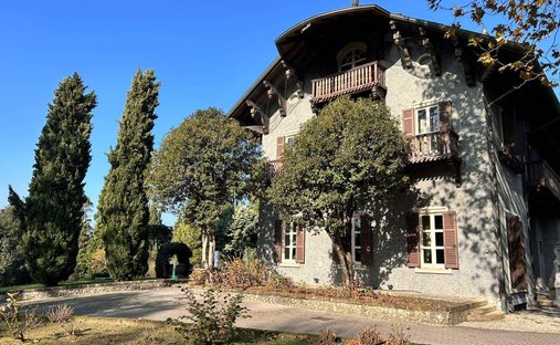 Villa en Besana en Brianza, Lombardía, Italia 1