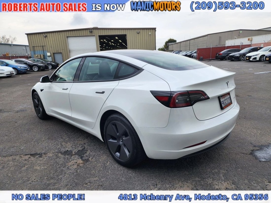 Sedan in Modesto, CA, United States 5 - 19165067