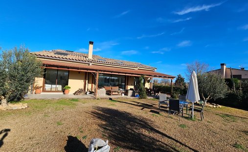 Villa in Tallada d'Empordà, Katalonien, Spanien 1