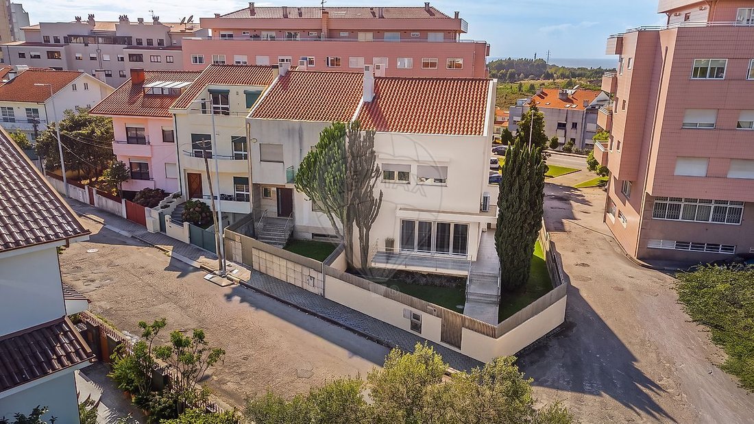 Casa en Mafamude y Vilar do Paraiso, Distrito de Oporto, Portugal 2 - 19130985