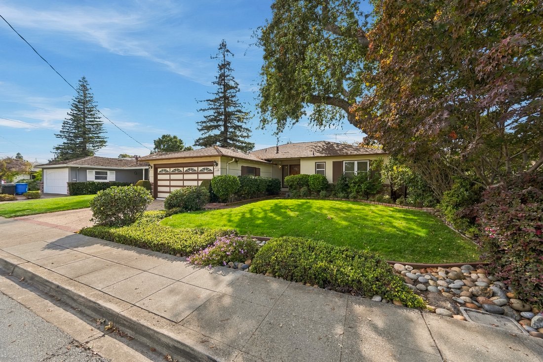 Casa a San Carlos, California, Stati Uniti 2 - 19162233