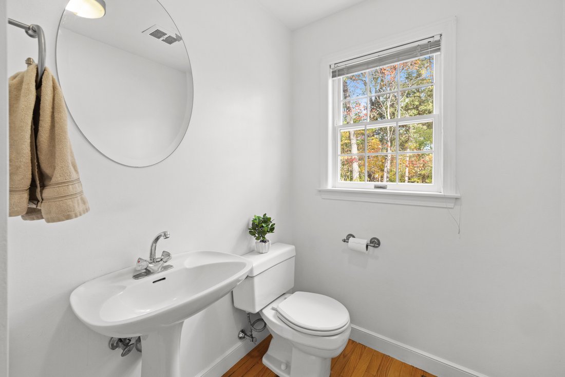 House in Needham, Massachusetts, United States 5 - 19162175