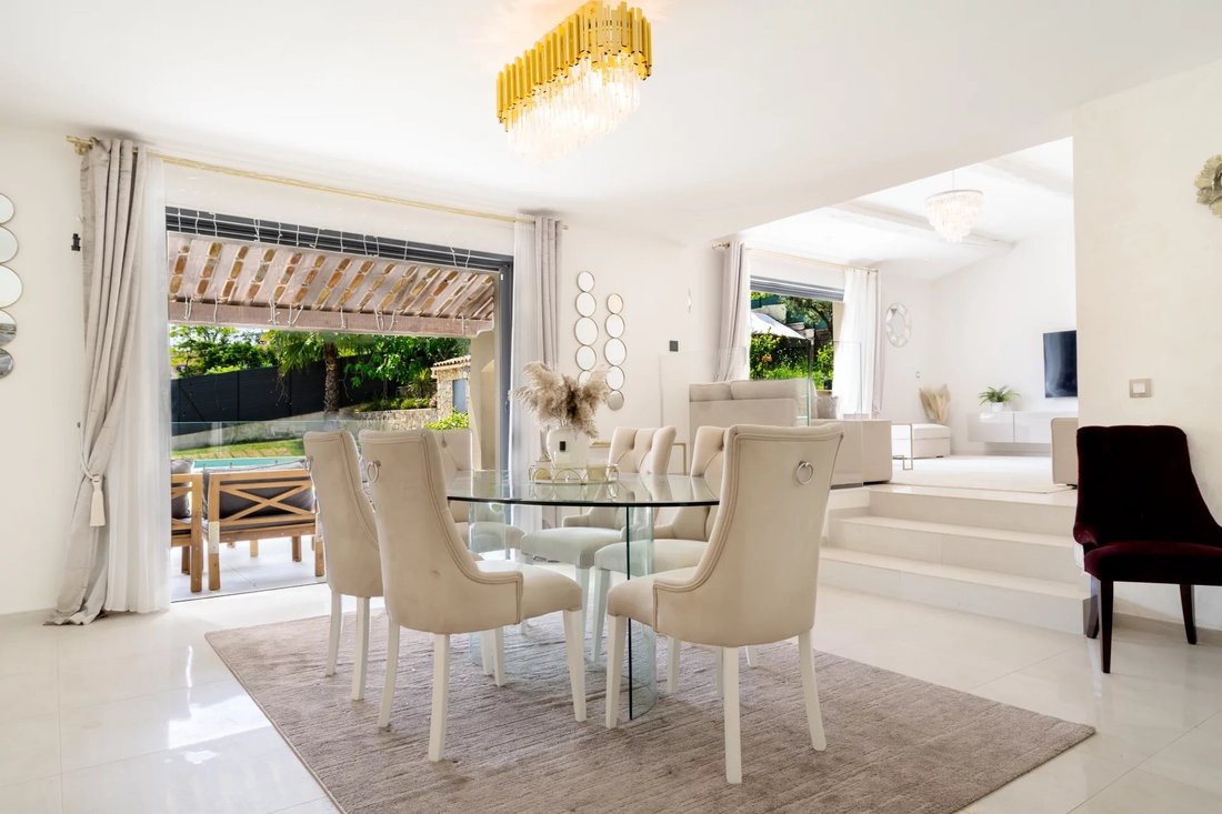 Villa à Mougins, Provence-Alpes-Côte d'Azur, France 3 - 17851634
