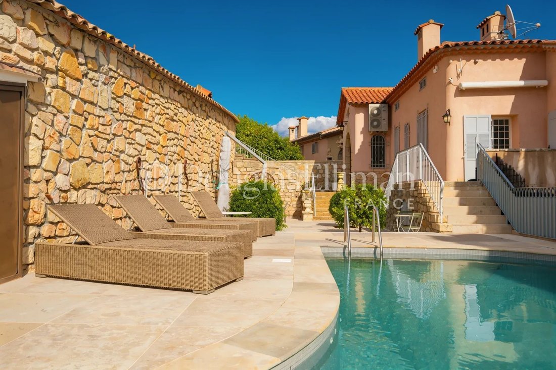 Appartement à Mougins, Provence-Alpes-Côte d'Azur, France 4 - 19161302