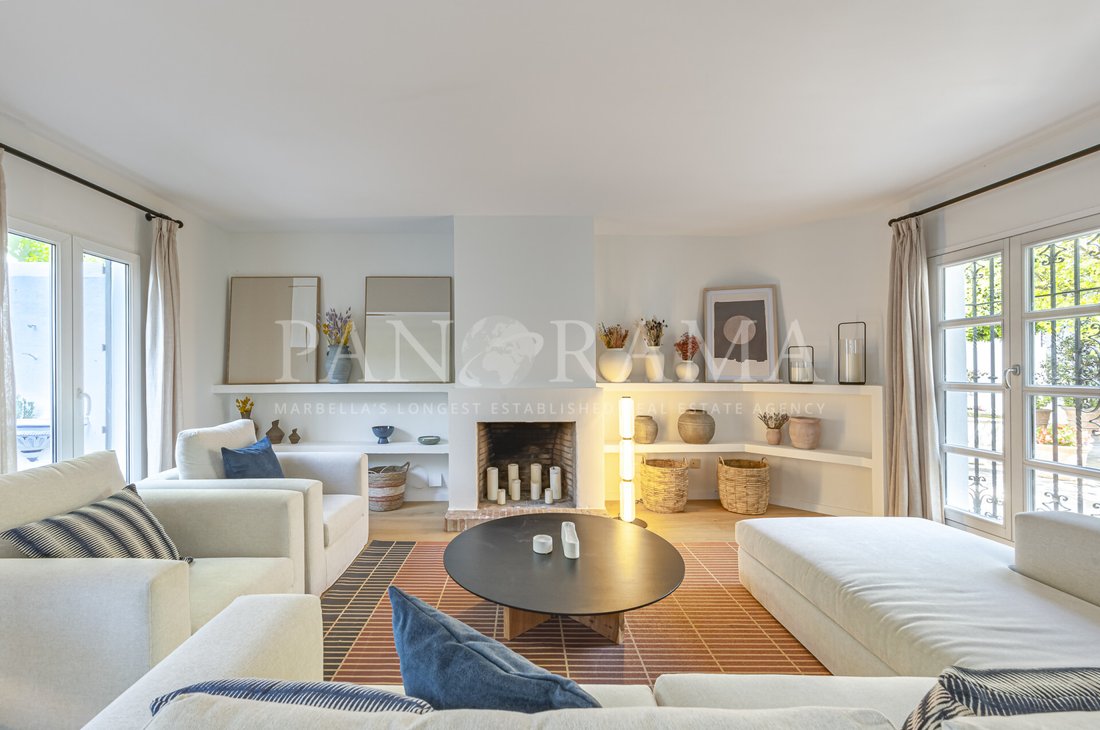 Townhouse in Marbella, Andalusia, Spain 3 - 19160426