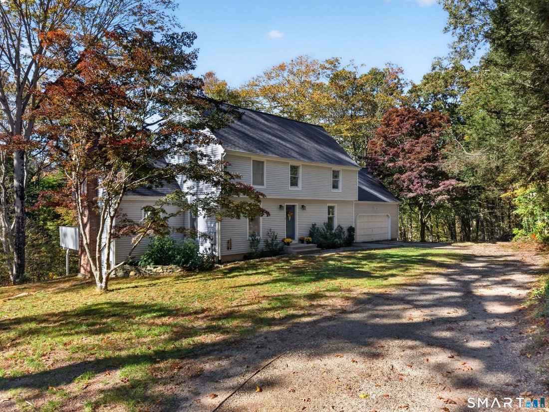 House in Chester, Connecticut, United States 2 - 19160029