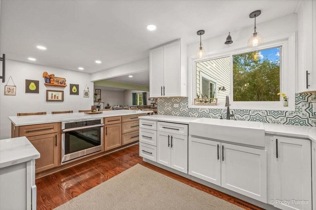 House in Elk Grove Village, Illinois, United States 4 - 19163597