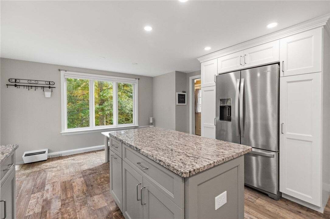 House in Coventry, Rhode Island, United States 5 - 19162526