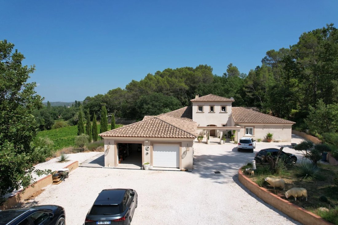 House in Besse-sur-Issole, Provence-Alpes-Côte d'Azur, France 2 - 19164673