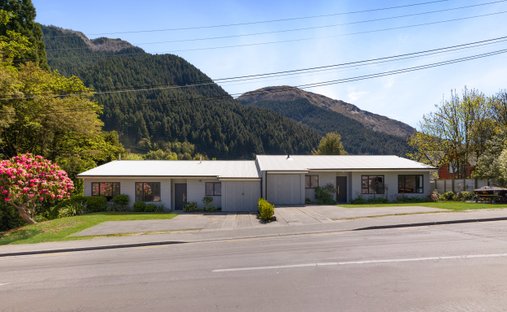 Townhouse in Queenstown, Otago, New Zealand 1