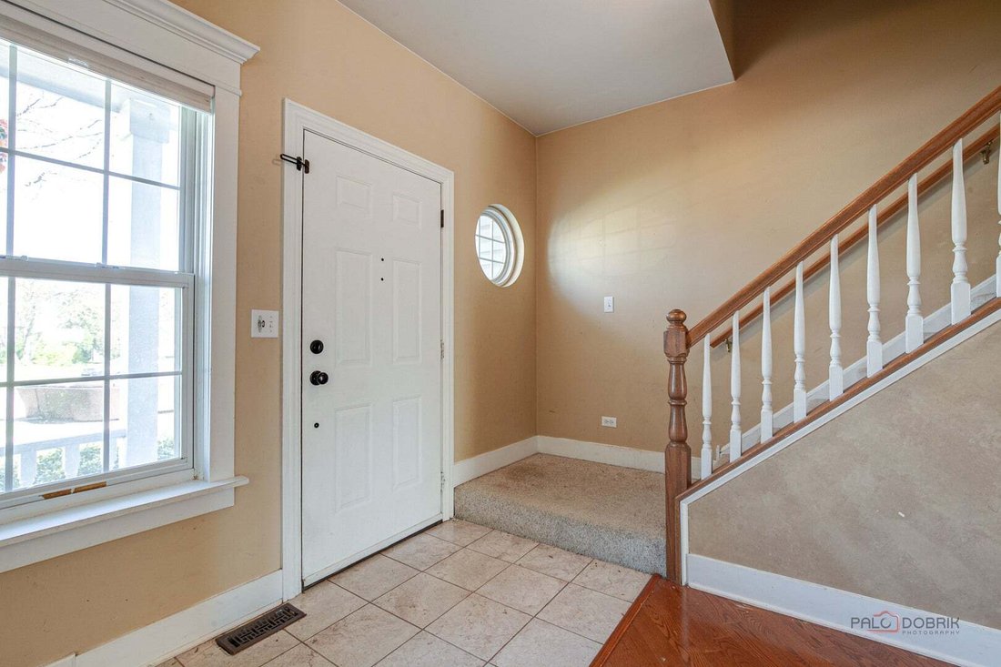 House in Grayslake, Illinois, United States 3 - 19160599