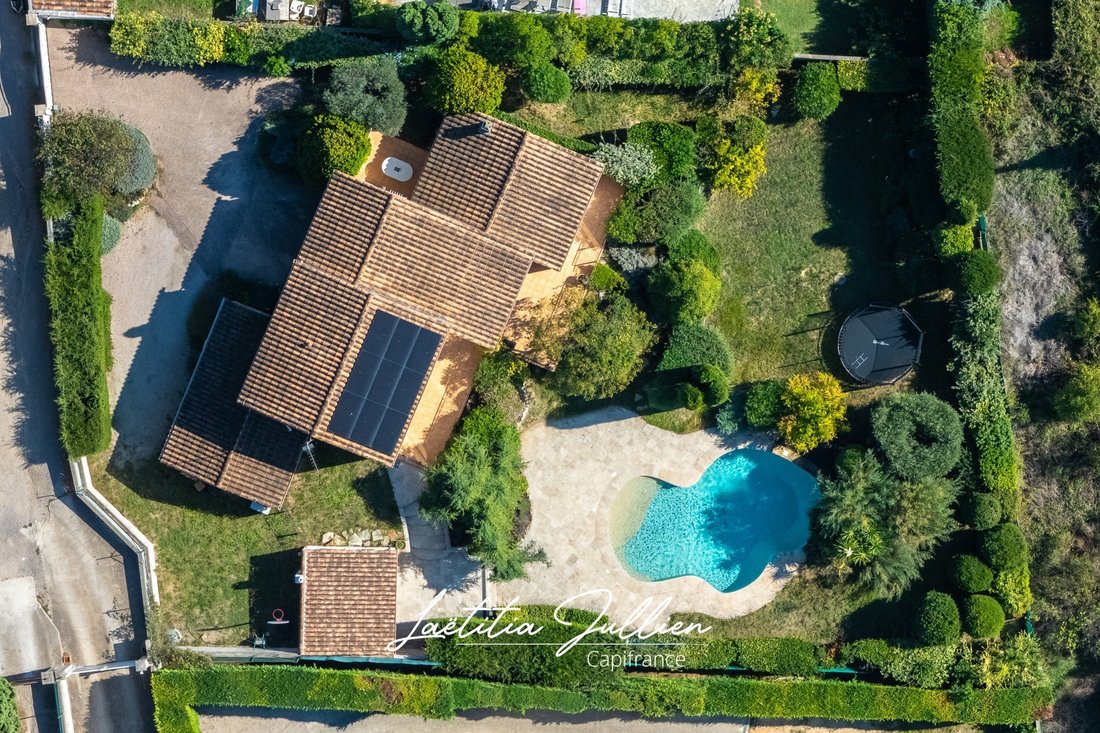 Maison à Les Trois Lucs, Marseille, Provence-Alpes-Côte d'Azur 3 - 19161282