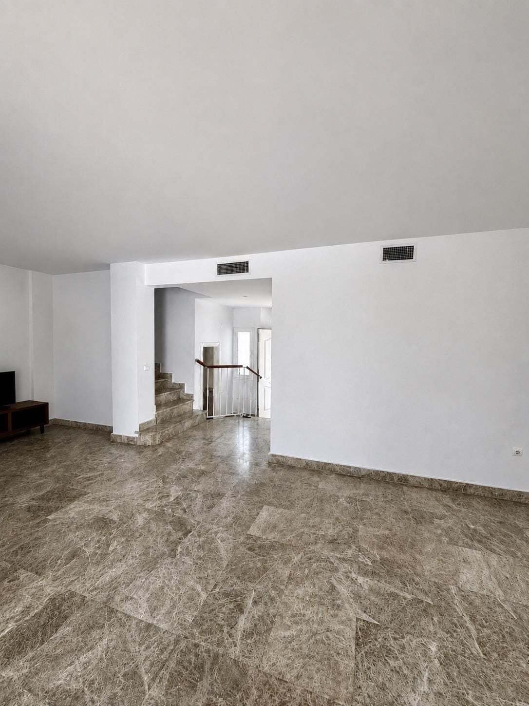 Townhouse in Nueva Andalucia, Marbella, Spain 4 - 19163470