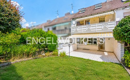 Haus in Steinbach (Taunus), Hessen, Deutschland 1