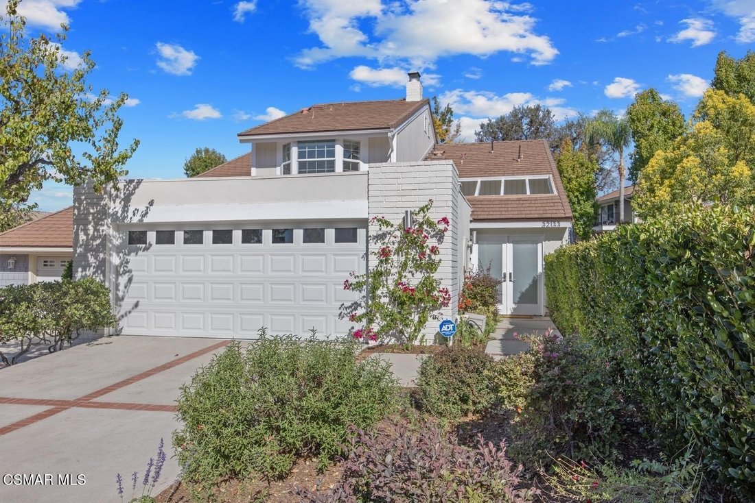Townhouse in Thousand Oaks, California, United States 2 - 19165807