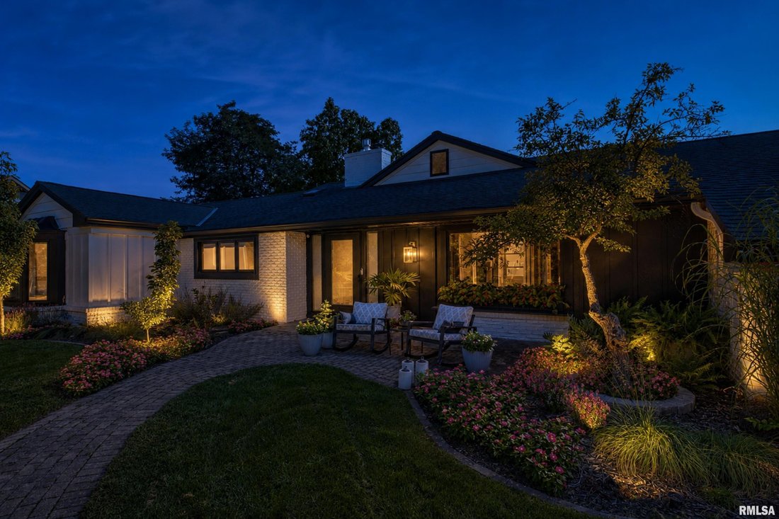 House in Peoria, Illinois, United States 1 - 19164922
