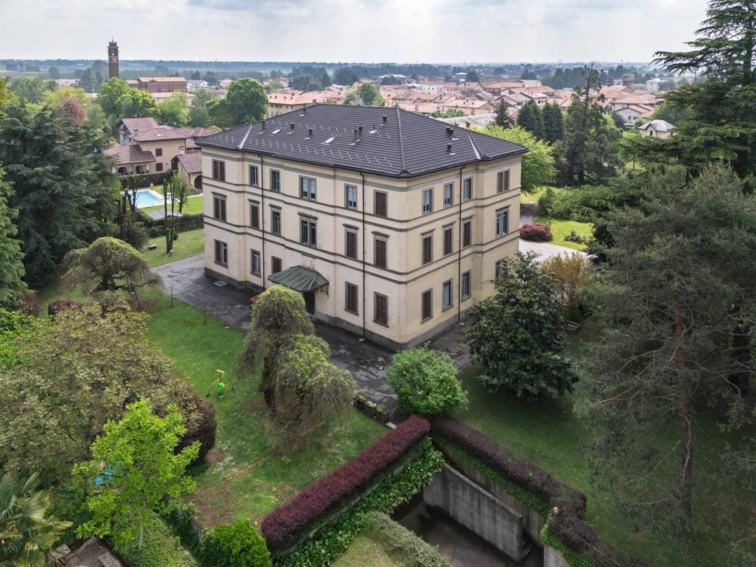 Villa in Limido Comasco, Lombardy, Italy 2 - 19165705
