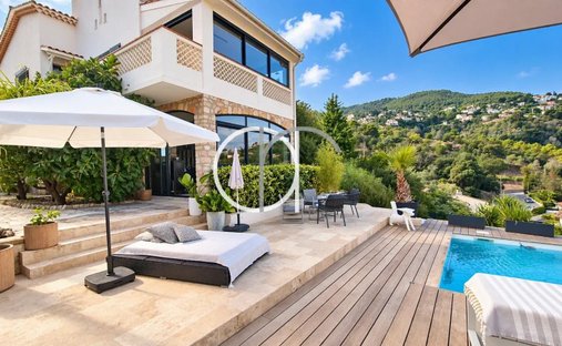 Villa in Le Centre Ville, Mandelieu-la-Napoule, Frankreich 1