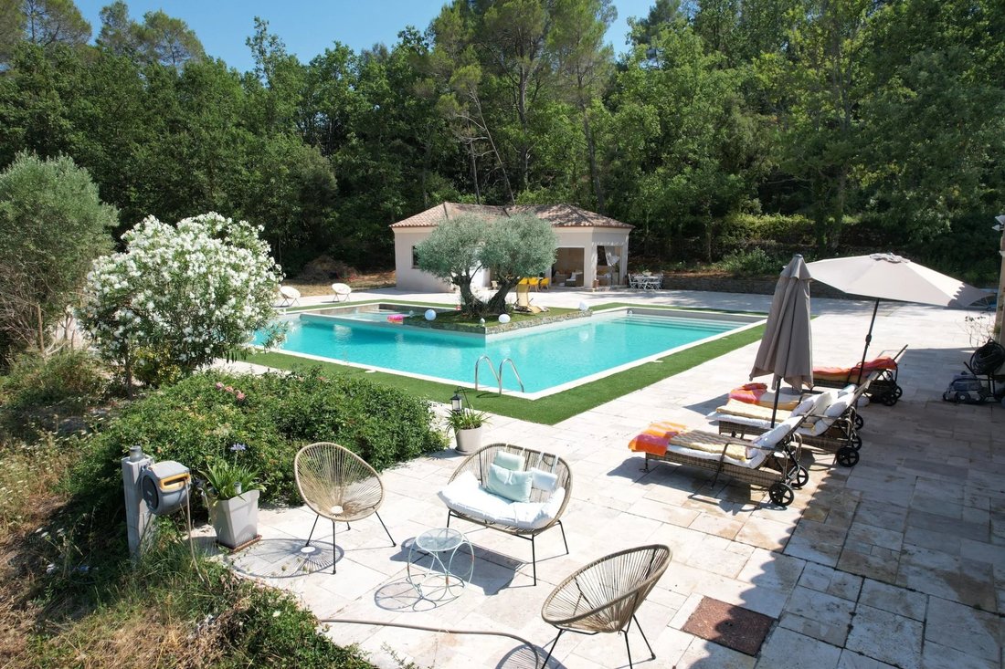 House in Besse-sur-Issole, Provence-Alpes-Côte d'Azur, France 3 - 19164673