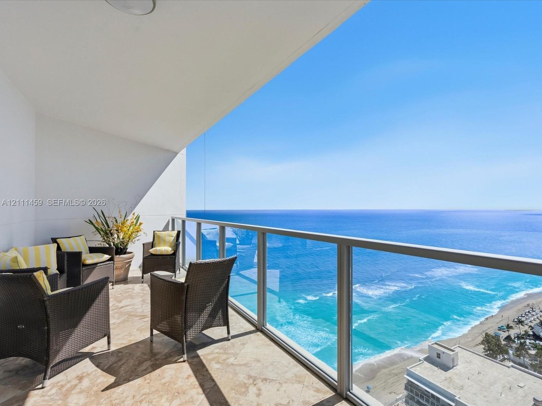 Condo in Hollywood, Florida, United States 4 - 19162136
