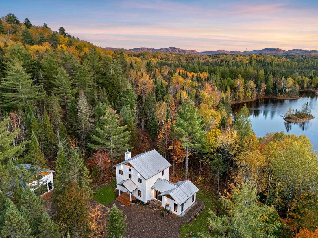 Haus in Mont-Tremblant, Québec, Kanada 1 - 19164429