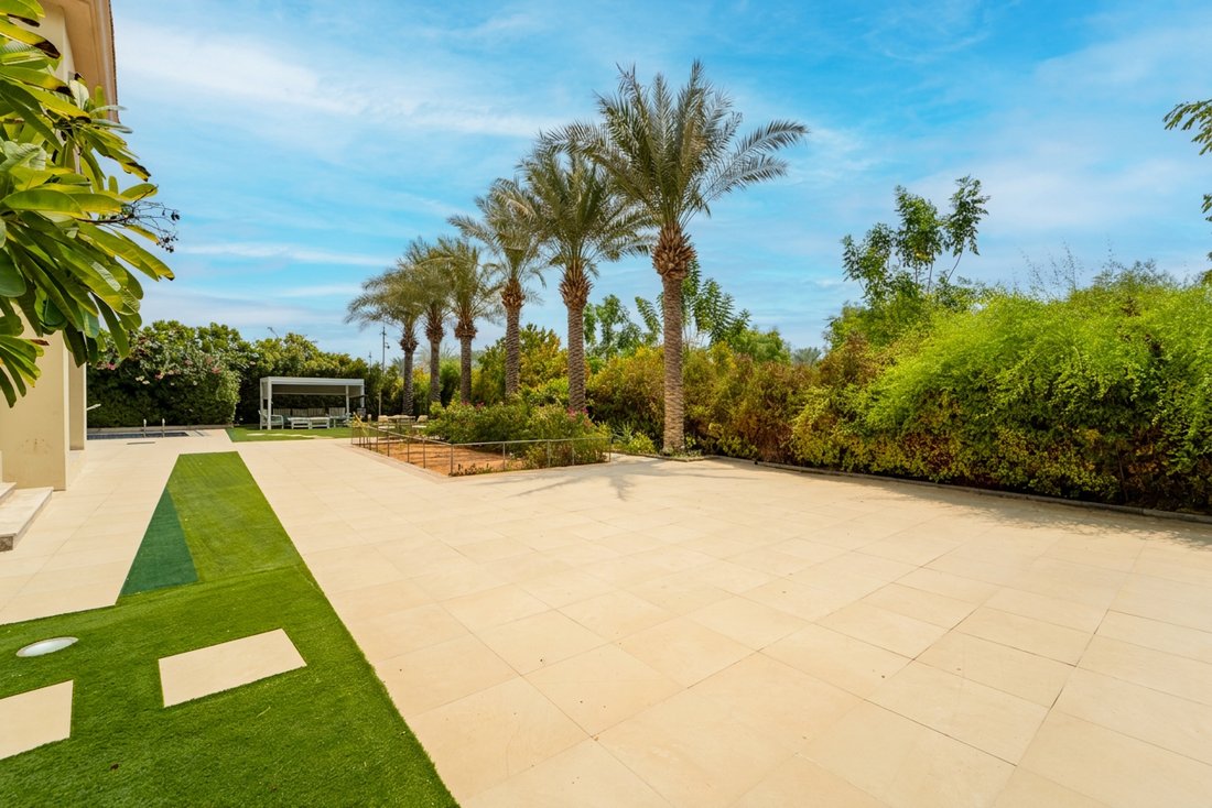 Villa in Jumeirah-Inseln, Dubai, Vereinigte Arabische Emirate 5 - 19163042