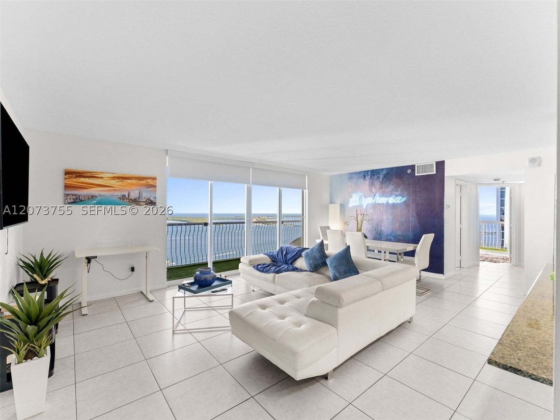 Condo in Miami, Florida, United States 2 - 18682395