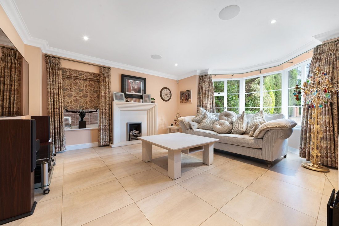 House in Ascot, England 4 - 19162680