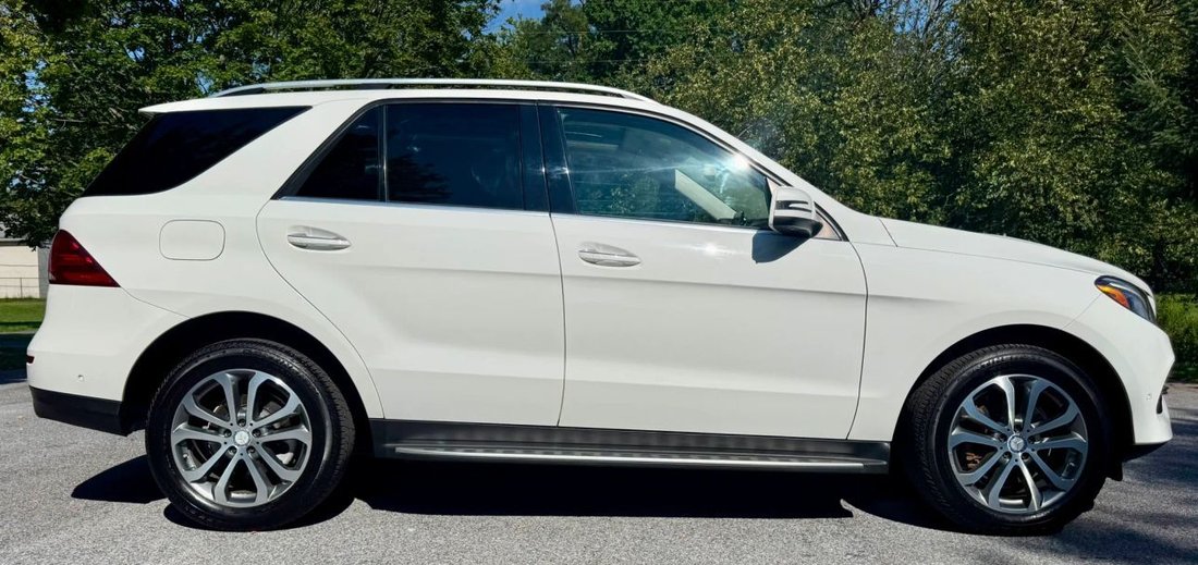 Suv in Middletown, PA, United States 5 - 19165112