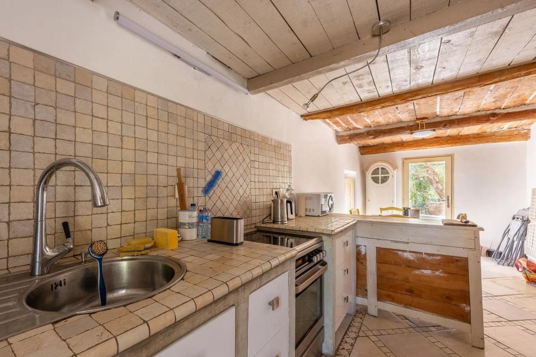 Casa a Grimaud, Provenza-Alpi-Costa Azzurra, Francia 5 - 19161232