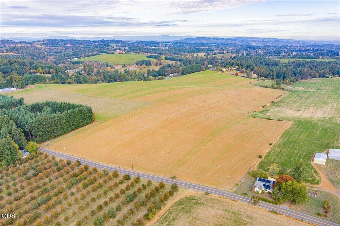 Farm Ranch in Salem, Oregon, United States 2 - 19164881