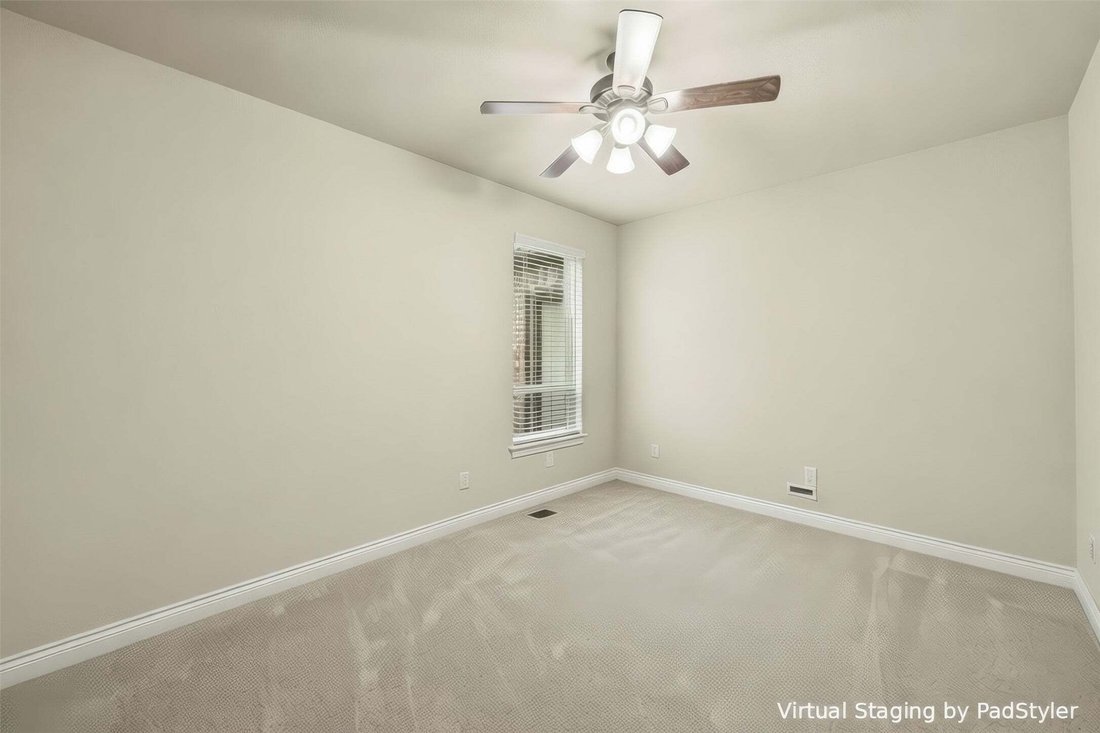 House in Houston, Texas, United States 5 - 18824552