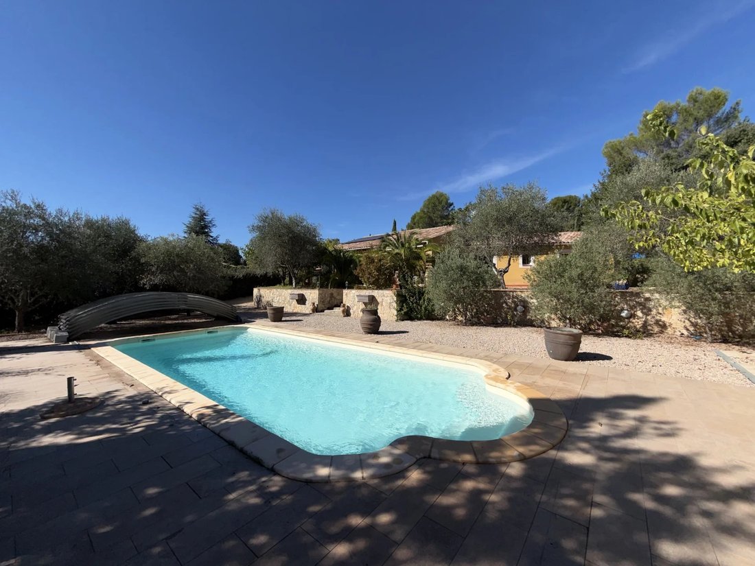 Maison à Cotignac, Provence-Alpes-Côte d'Azur, France 1 - 19161289