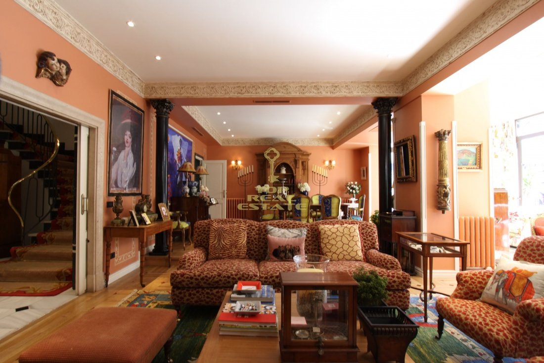 Chalet à Chamartín, Madrid, Espagne 3 - 19160944
