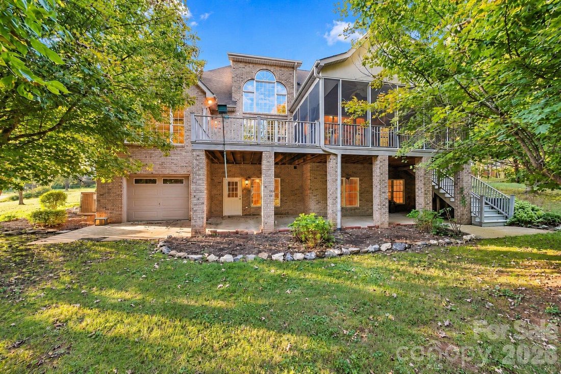 Maison à Newton, Caroline du Nord, États-Unis 4 - 17268440