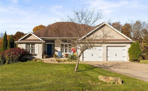 House in Saint Clairsville, Ohio, United States 1