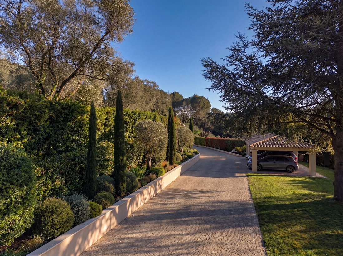 Casa en Mougins, Provenza-Alpes-Costa Azul, Francia 4 - 17851749