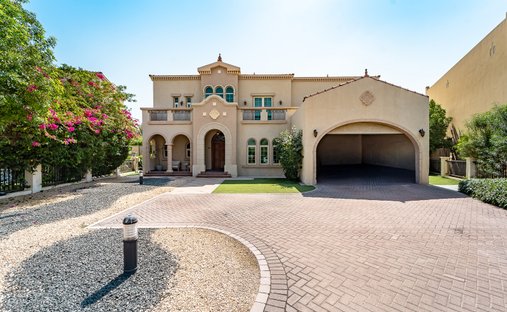 Villa en Islas Jumeirah, Dubái, Emiratos Árabes Unidos 1