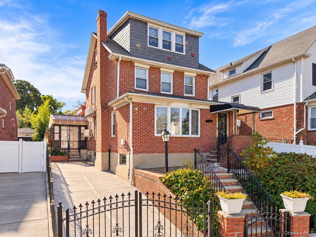 House in New York, New York, United States 1 - 19140056