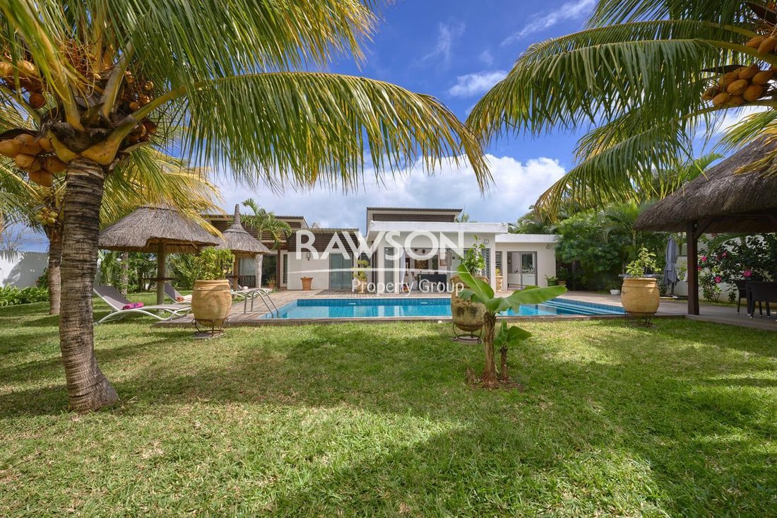 Villa in Grand Baie, Rivière du Rempart District, Mauritius 1 - 19161729